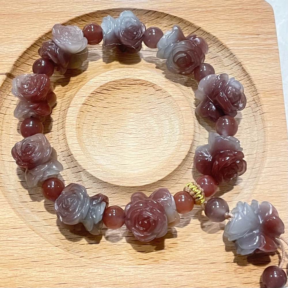 Very rare Jelly Alashan agate craved rose stretch bracelet